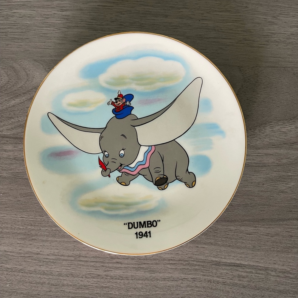 Vintage Disney Dumbo 1941 Decorative Plate